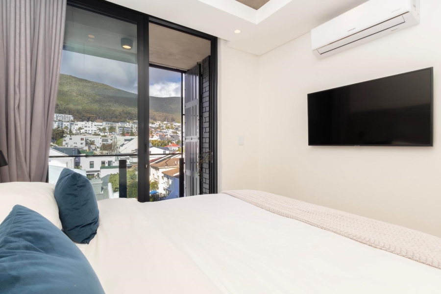 1 Bedroom Property for Sale in Sea Point Western Cape